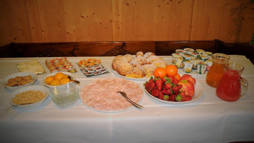 Albergo Alpino Vermiglio Εξωτερικό φωτογραφία